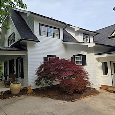 EXTERIOR-HOUSE-CLEANING-POOL-DECK-CLEANING-IN-GAINESVILLE 3