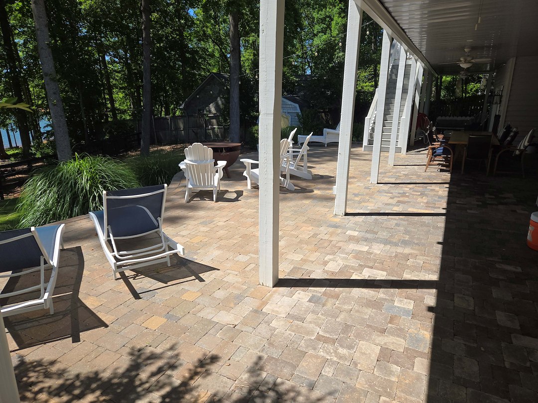Lake Home in Dawsonville, GA, Soft-Washed and Ready for Summer Fun