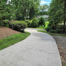 OUR-DRIVEWAY-CLEANING-SERVICE-HAS-MADE-THESE-CLEVELAND-GA-HOMEOWNERS-VERY-HAPPY 2