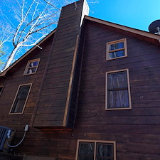 Our-Exterior-House-Washing-Service-Cleaned-This-Dahlonega-GA-Mountain-Airbnb 6