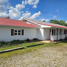 THIS-COMMERCIAL-PROPERTY-IN-DAWSONVILLE-GA-RECEIVED-OUR-EXTERIOR-HOUSE-CLEANING-SERVICE 2