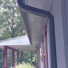 THIS-HOME-IN-DAWSONVILLE-GA-RECEIVED-OUR-METAL-ROOF-CLEANING-SERVICE 0