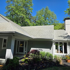 This-Home-in-Gainesville-GA-Received-Our-Services-Including-Roof-Cleaning-House-Washing-and-Driveway-Cleaning 8