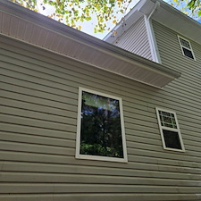 VACATION-HOME-AND-ROOF-IN-CLEVELAND-GA-SOFT-WASHED-FOR-THE-HOLIDAY-SEASON 7